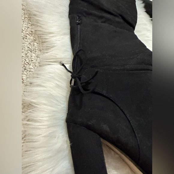 Mix No 6 PRAHA Size Us 8.5 Black Suede High Knee Back Zipper Block Heels Boots - Picture 2 of 7